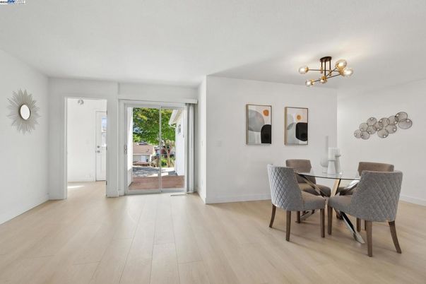 Dining room, Interior, Wood Texture Flooring