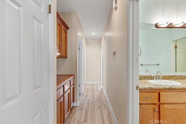 Bathroom, Interior, Recessed Lighting, Wood Texture Flooring