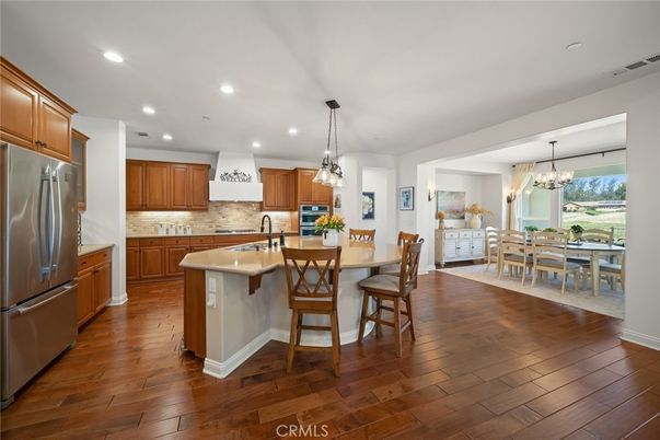 Chandelier, Dining room, Interior, Kitchen, Pendant Lights, Recessed Lighting, Wood Texture Flooring