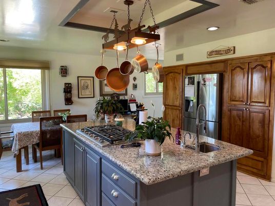 Dining room, Interior, Kitchen, Recessed Lighting, Stainless Steel Appliances