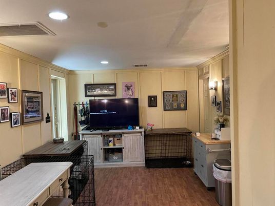 Bathroom, Interior, Recessed Lighting, Wood Texture Flooring