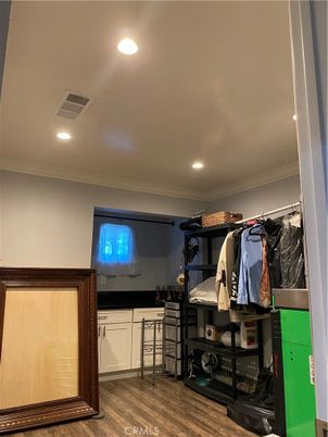 Interior, Recessed Lighting, Walk-in Closets, Wood Texture Flooring