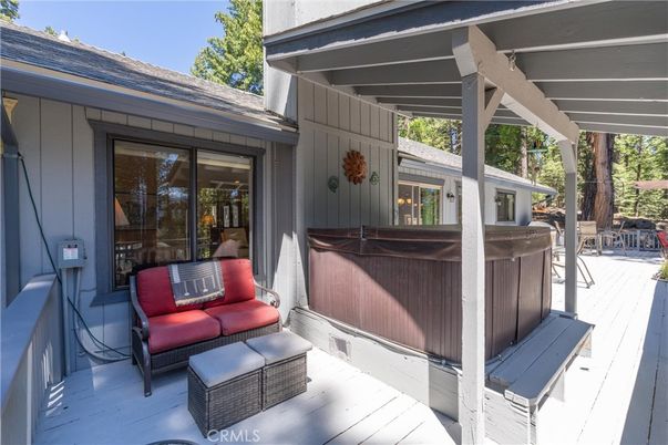 Exterior, Hot Tub