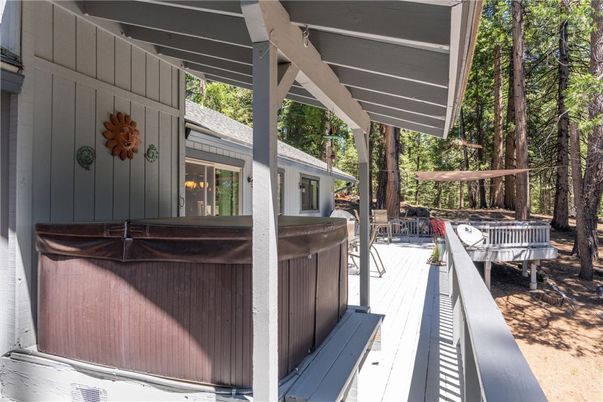 Exterior, Hot Tub