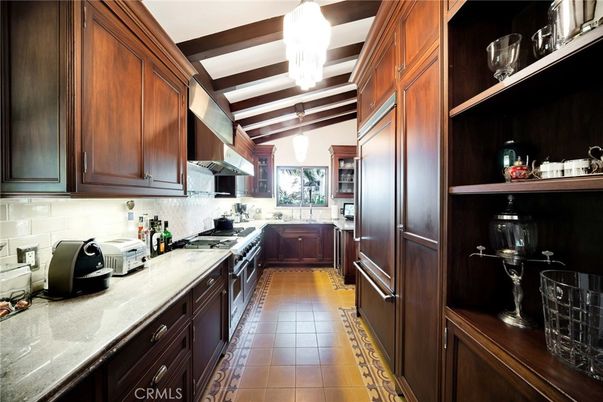 Chandelier, Interior, Kitchen, Wooden Beams