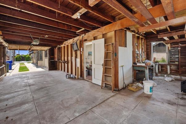 Interior, Wooden Beams