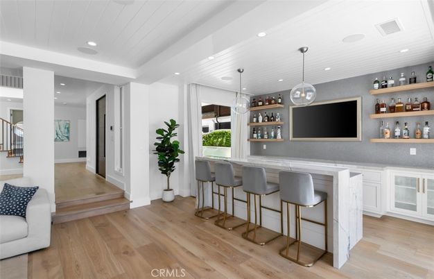 Interior, Pendant Lights, Recessed Lighting, Wood Texture Flooring