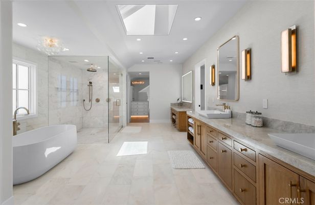 Bathroom, Dual Sink Vanities, Free Standing Baths, Glass Shower, Interior, Marble, Recessed Lighting
