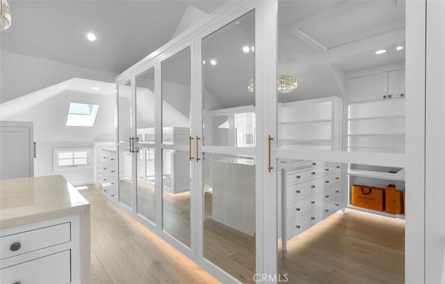 Interior, Recessed Lighting, Walk-in Closets, Wood Texture Flooring