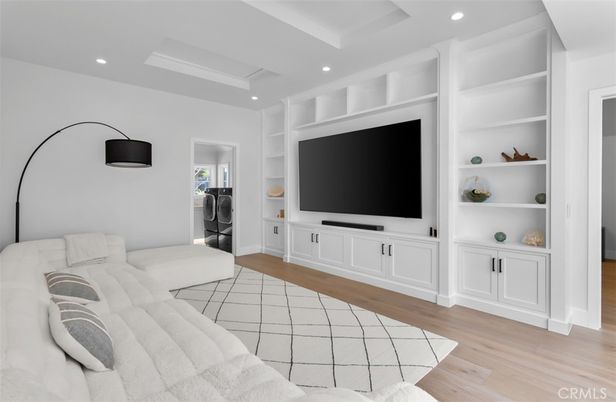 Bedroom, Interior, Living room, Recessed Lighting, Wood Texture Flooring