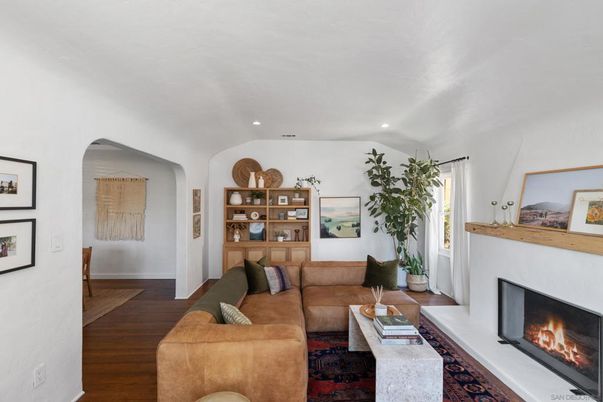 Fireplace, Interior, Living room, Recessed Lighting, Wood Texture Flooring