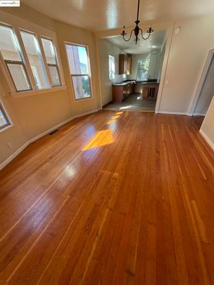 Chandelier, Empty room, Interior, Wood Texture Flooring