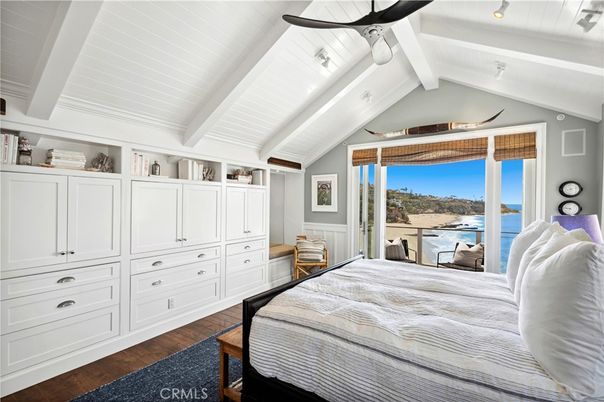 Bedroom, Interior, Water, Wood Texture Flooring
