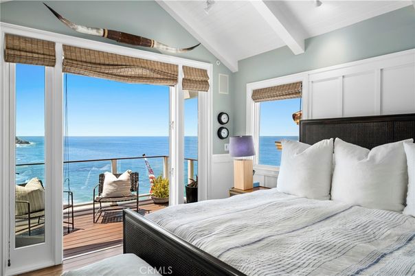 Bedroom, Interior, Water, Wood Texture Flooring