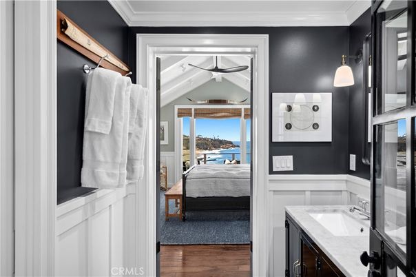 Bathroom, Bedroom, Interior, Water, Wood Texture Flooring