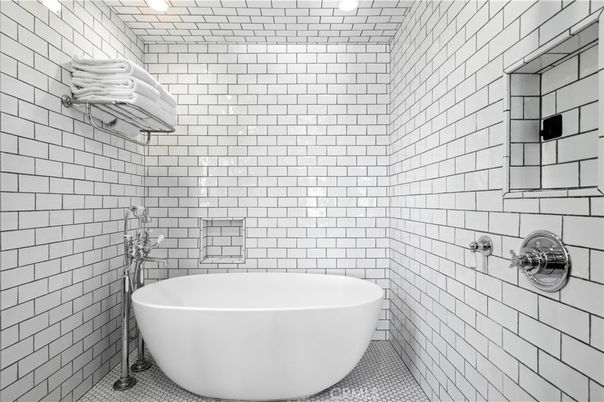 Bathroom, Free Standing Baths, Interior, Recessed Lighting