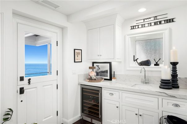 Interior, Kitchen, Recessed Lighting, Water