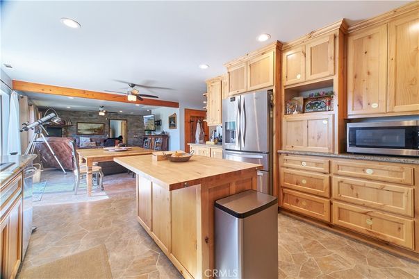Dining room, Interior, Kitchen, Recessed Lighting, Stainless Steel Appliances
