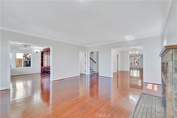 Chandelier, Empty room, Interior, Wood Texture Flooring