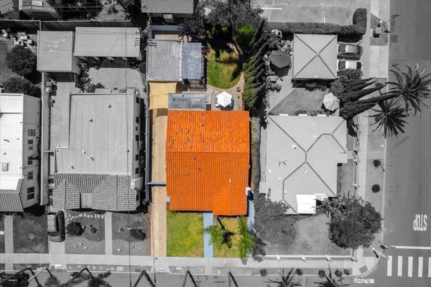 Exterior, Drone