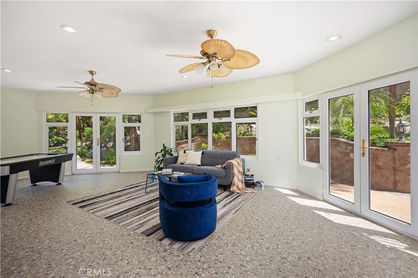 Billiard Table, Game Room, Interior, Living room, Recessed Lighting