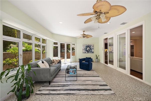 Interior, Living room, Recessed Lighting, Sun Room