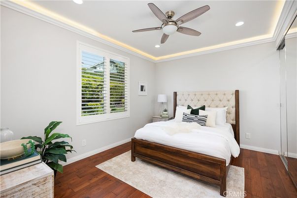 Bedroom, Interior, Recessed Lighting, Wood Texture Flooring