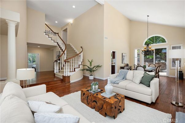 Chandelier, Dining room, Interior, Living room, Recessed Lighting, Wood Texture Flooring
