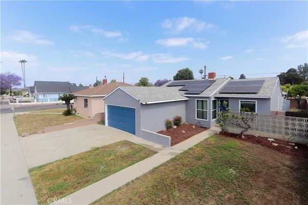 Detached Garage, Exterior, Solar Panels