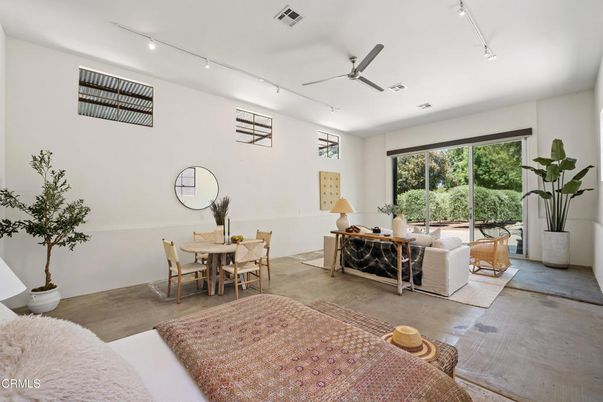 Dining room, Interior, Living room, Recessed Lighting