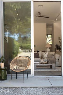 Interior, Living room, Water