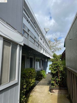 Exterior, Facade, None