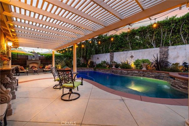 Exterior, Fireplace, Pool