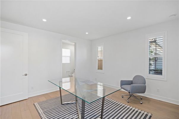 Home Office, Interior, Recessed Lighting, Wood Texture Flooring