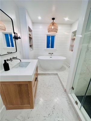 Bathroom, Dual Sink Vanities, Free Standing Baths, Glass Shower, Interior, Marble, Recessed Lighting