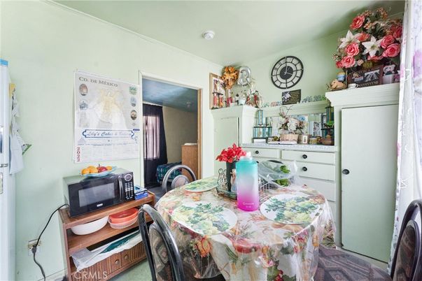 Dining room, Interior