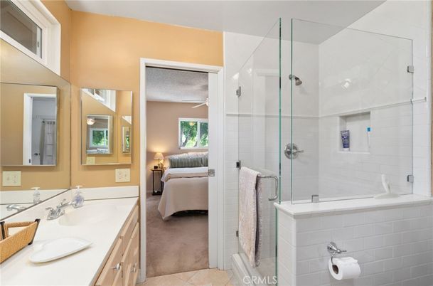 Bathroom, Bedroom, Dual Sink Vanities, Glass Shower, Interior