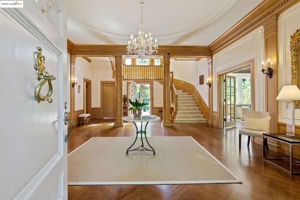 Chandelier, Interior, Wood Texture Flooring