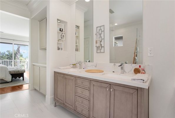 Bathroom, Dual Sink Vanities, Interior, Recessed Lighting, Wood Texture Flooring