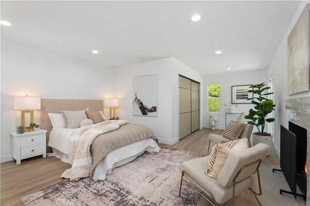 Bedroom, Fireplace, Interior, Recessed Lighting, Wood Texture Flooring