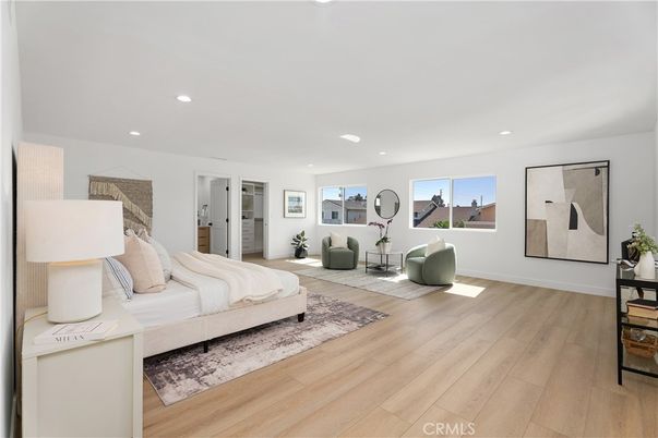 Bedroom, Interior, Recessed Lighting, Wood Texture Flooring