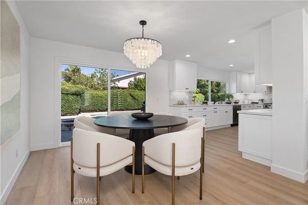 Chandelier, Dining room, Interior, Kitchen, Recessed Lighting, Wood Texture Flooring