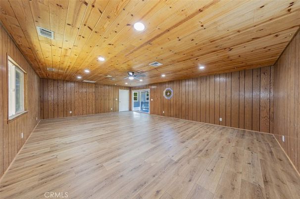 Empty room, Interior, Recessed Lighting, Wooden Ceilings, Wood Texture Flooring, Wooden Walls