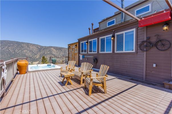 Exterior, Hot Tub