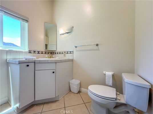 Bathroom, Interior, Tile Countertops