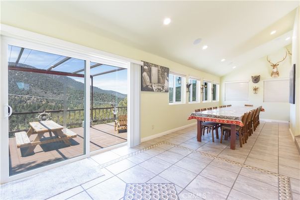 Dining room, Interior, Recessed Lighting, Sun Room