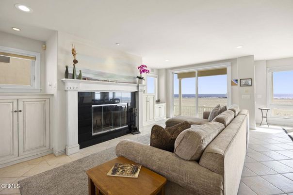 Fireplace, Interior, Living room, Recessed Lighting, Water