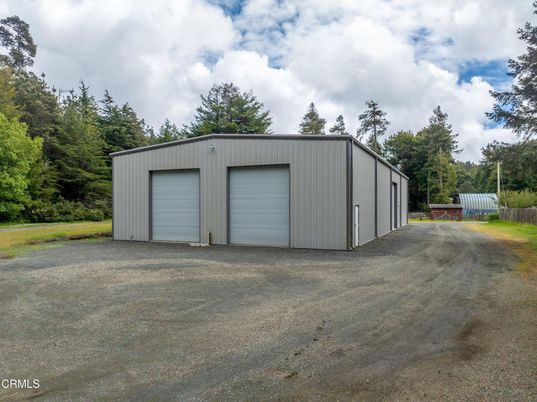 Detached Garage, Exterior