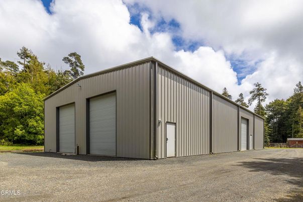 Detached Garage, Exterior