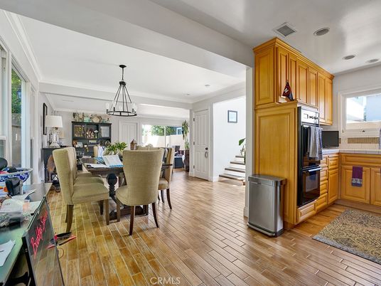 Dining room, Interior, Kitchen, Pendant Lights, Recessed Lighting, Wood Texture Flooring